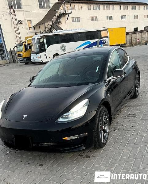 Tesla Model 3 2019