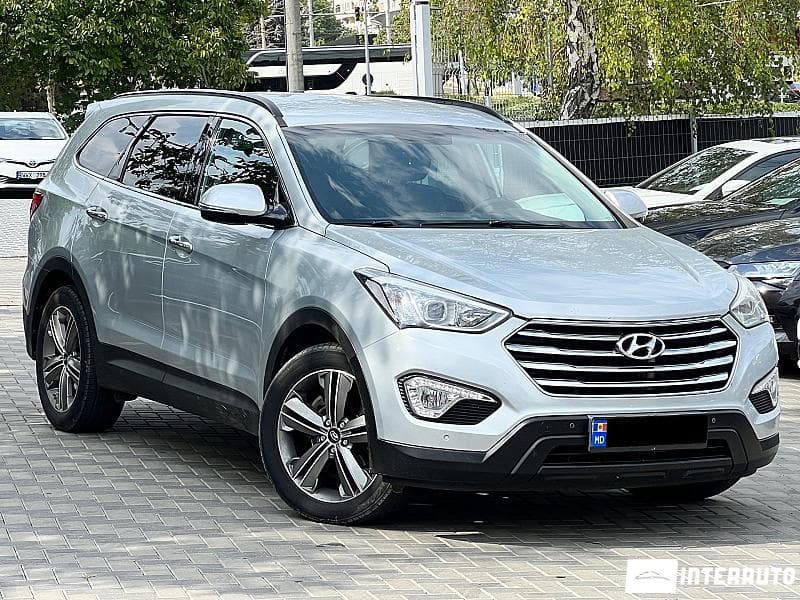 Hyundai Grand Santa Fe 2013