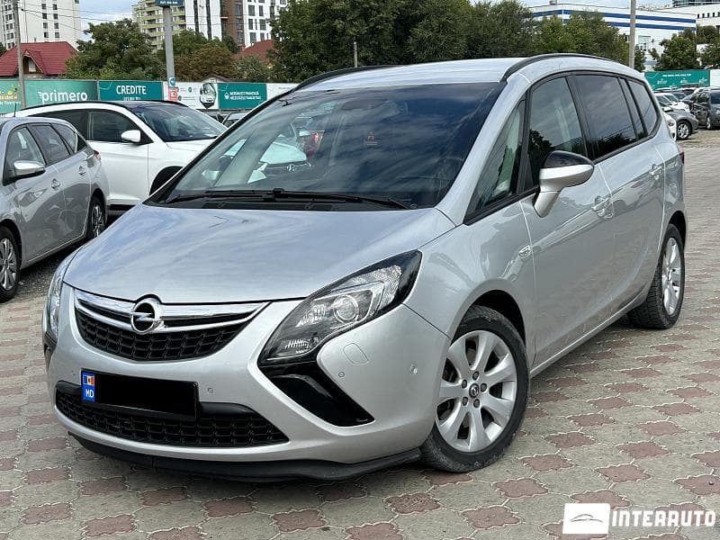 Opel Zafira 2015