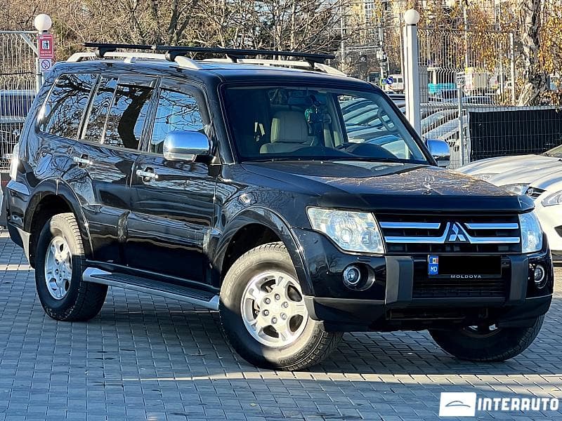 Mitsubishi Pajero 2009