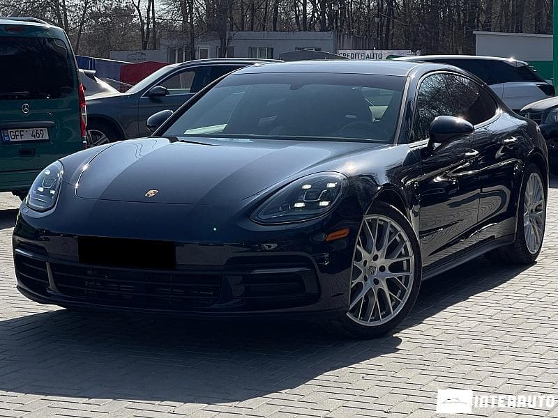 Porsche Panamera 4 2019