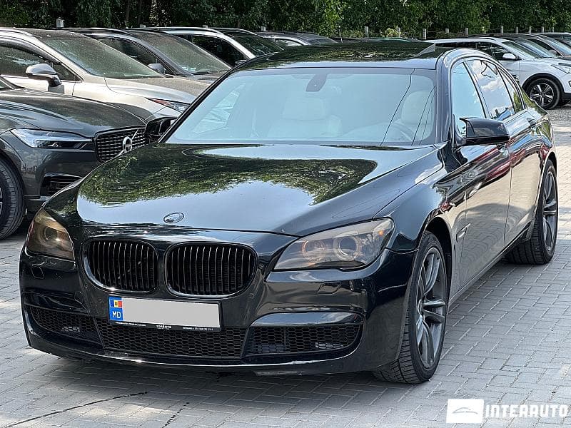 BMW 740 2011