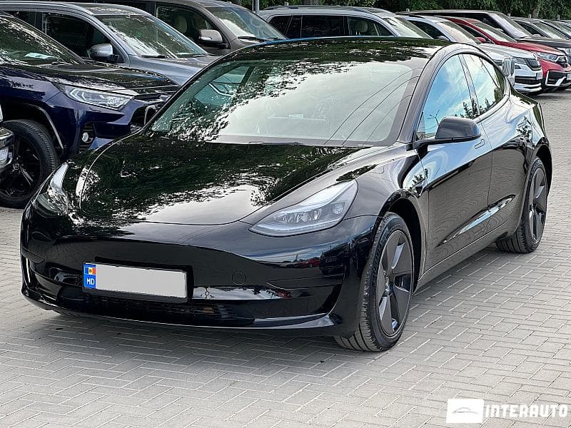 Tesla Model 3 2023