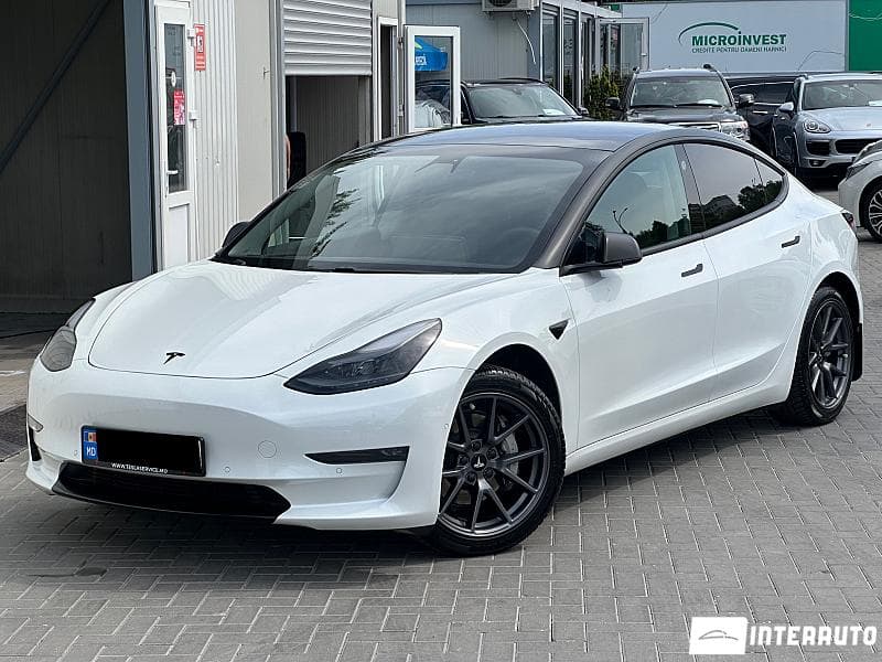 Tesla Model 3 2021