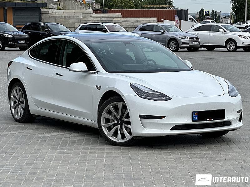 Tesla Model 3 2019