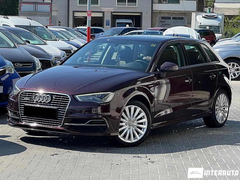 Audi A3 E-tron 2015