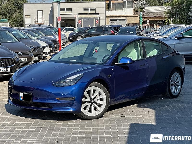 Tesla Model 3 2022