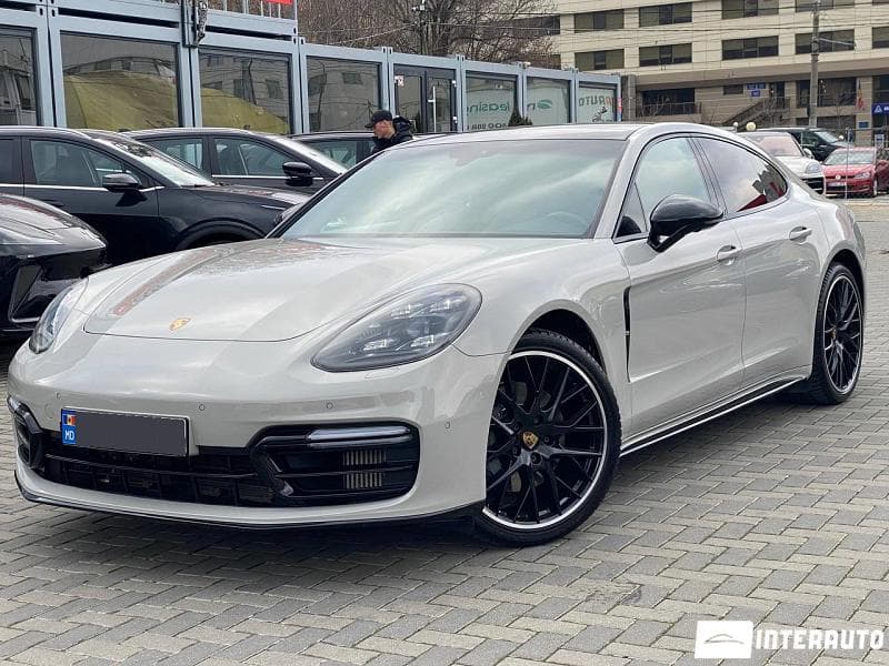 Porsche Panamera 4S 2018
