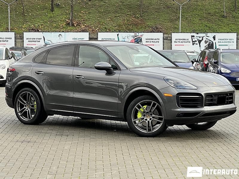Porsche Cayenne E-Hybrid Coupe 2021