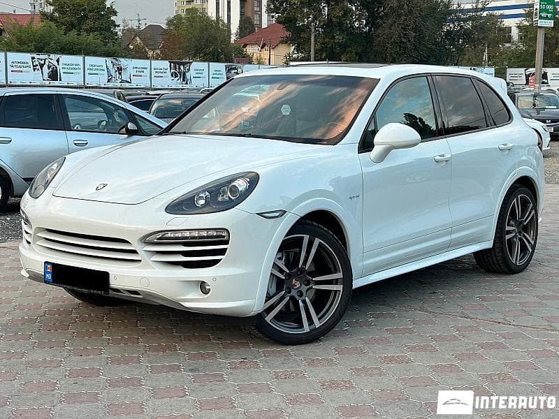 Porsche Cayenne S Hybrid 2012