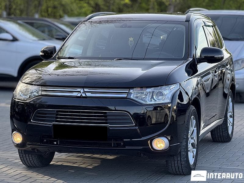 Mitsubishi Outlander 2013
