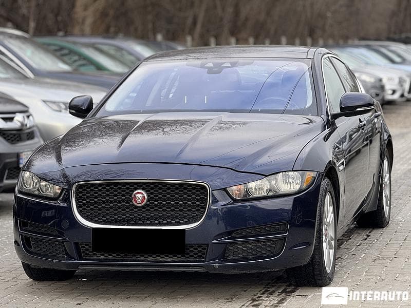 Jaguar XE 2016
