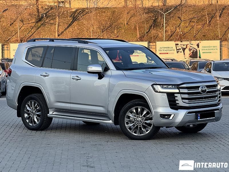 Toyota Land Cruiser 2023