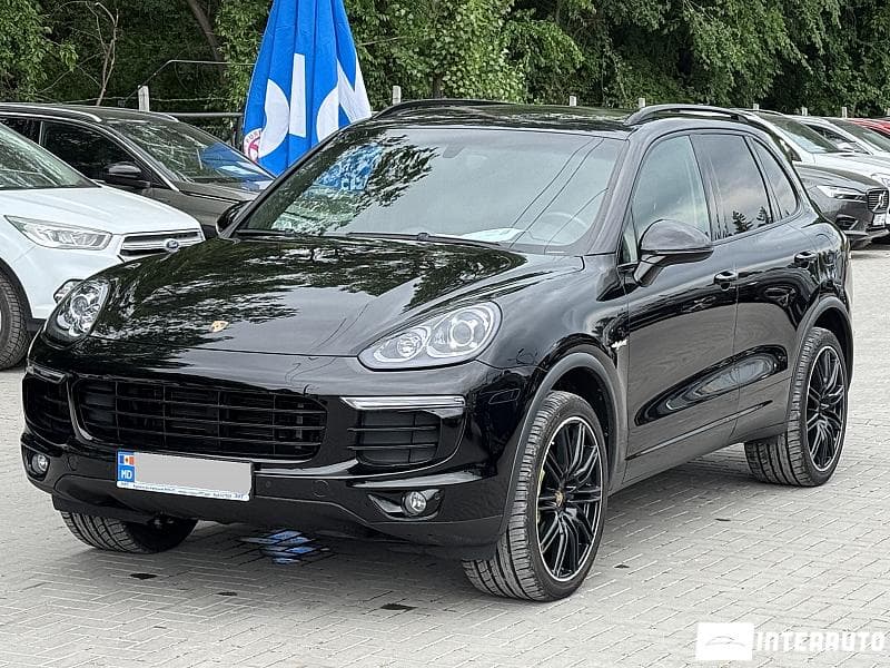 Porsche Cayenne S Hybrid 2016