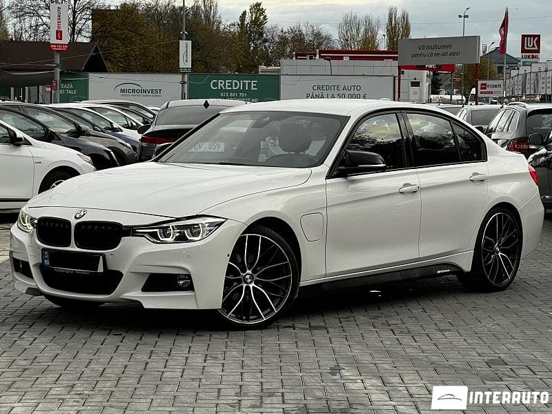 BMW 330E 2016