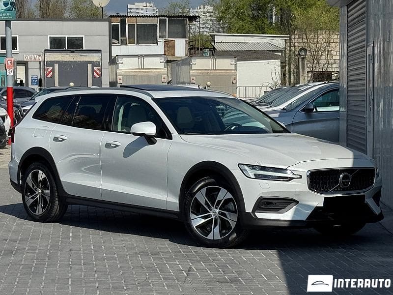Volvo V 60 Cross Country 2021