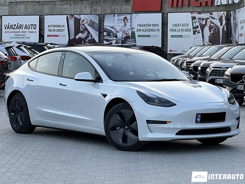 Tesla Model 3 2022