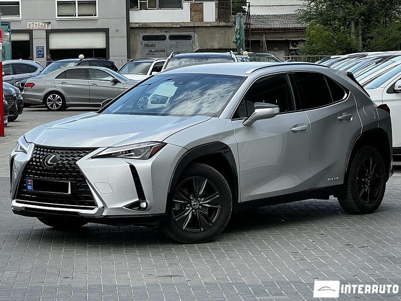 Lexus UX 250h 2021