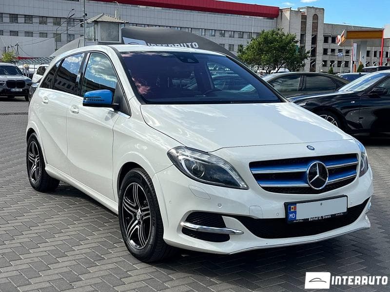 Mercedes B 250E 2015