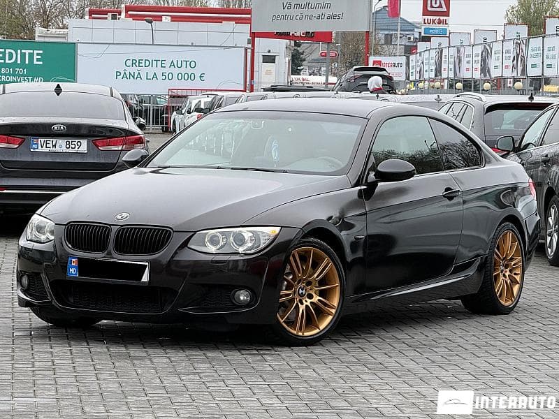 BMW 318 2011