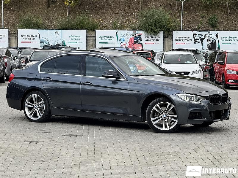 BMW 330 2018