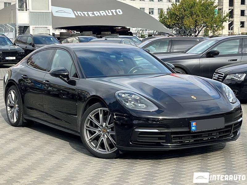 Porsche Panamera 4 2018
