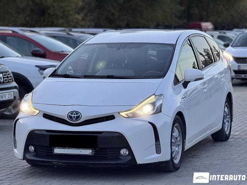 Toyota Prius Plus / V 2015