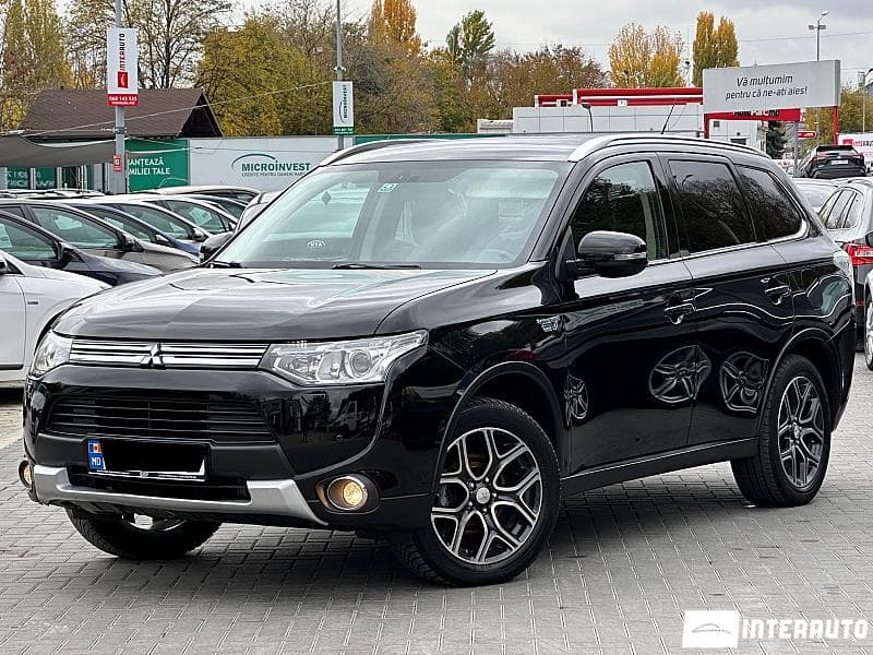 Mitsubishi Outlander 2015