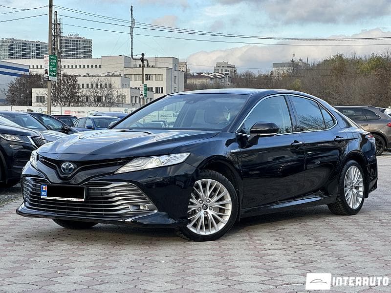 Toyota Camry 2019