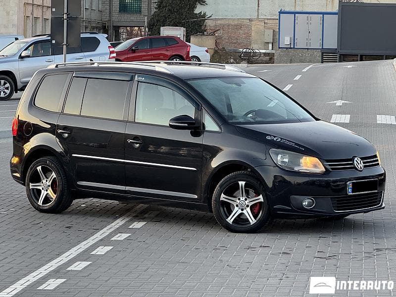 Volkswagen Touran 2011