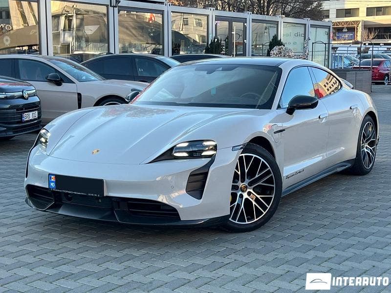 Porsche Taycan Turbo S 2021