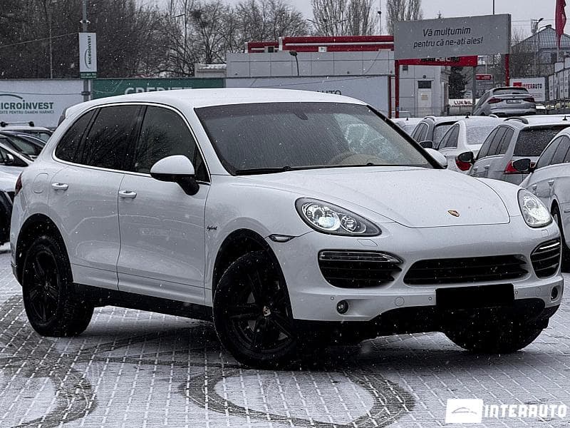Porsche Cayenne S Hybrid 2013