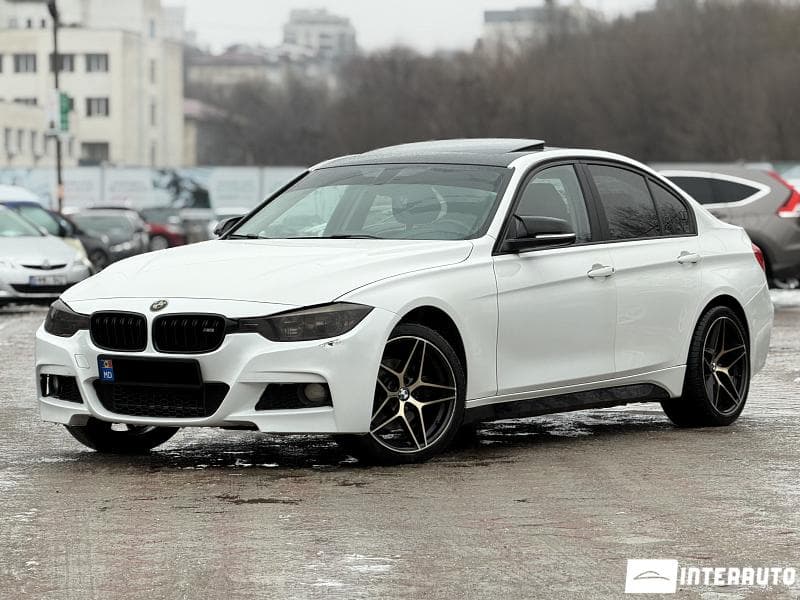 BMW 320 2013