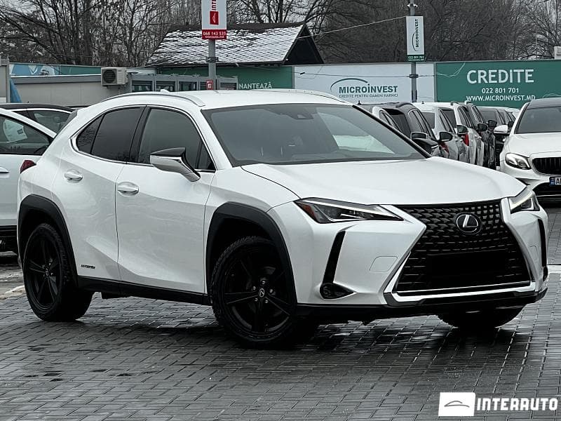 Lexus UX 250h